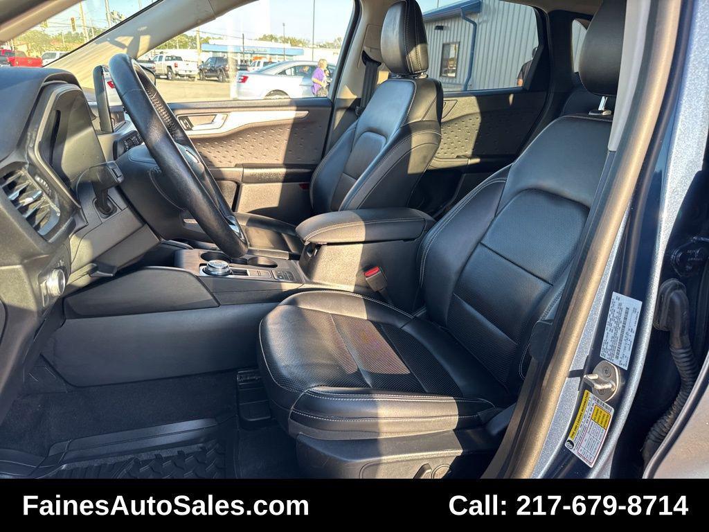 used 2020 Ford Escape car, priced at $16,999
