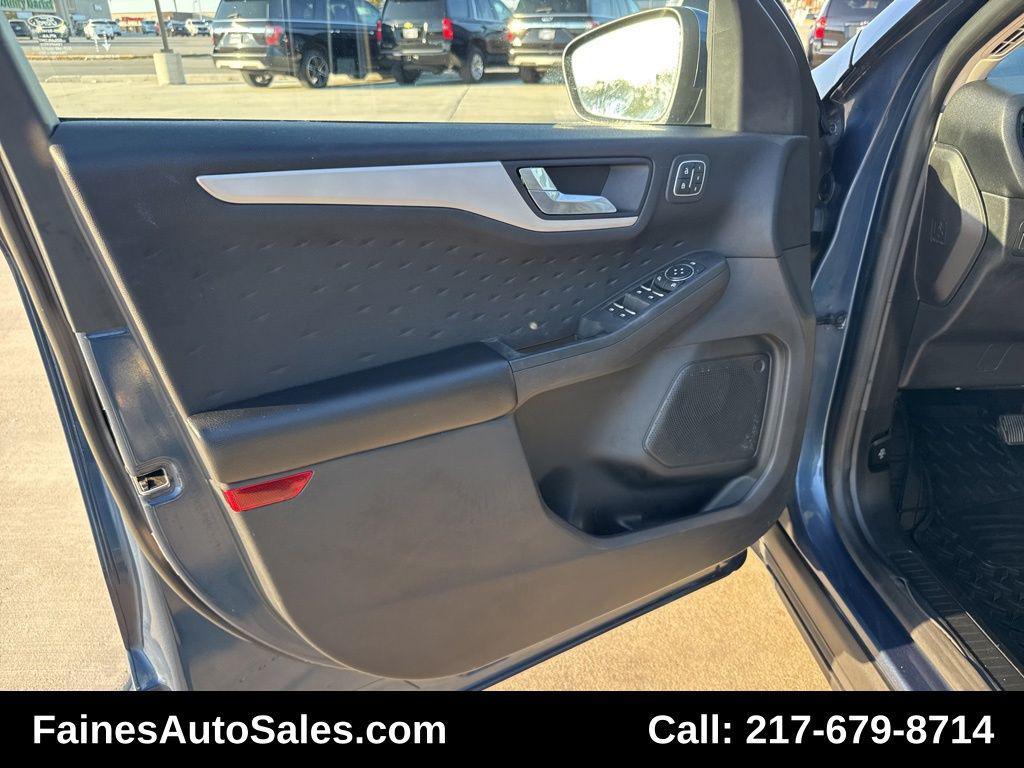 used 2020 Ford Escape car, priced at $16,999