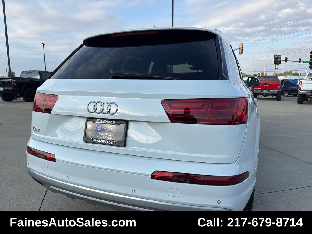 used 2019 Audi Q7 car, priced at $17,999