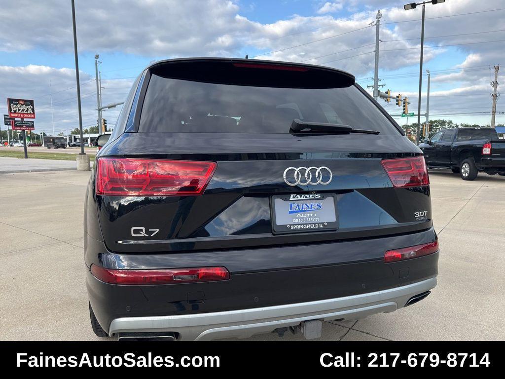 used 2018 Audi Q7 car, priced at $18,999