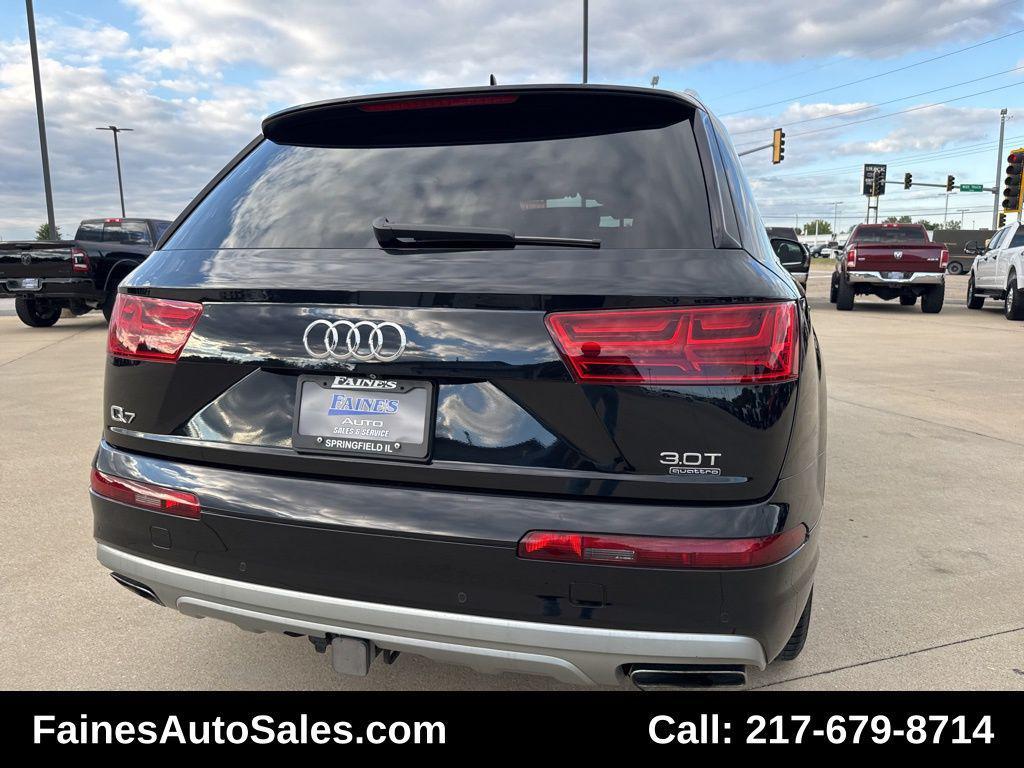 used 2018 Audi Q7 car, priced at $18,999