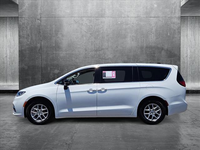 used 2024 Chrysler Pacifica car, priced at $32,926