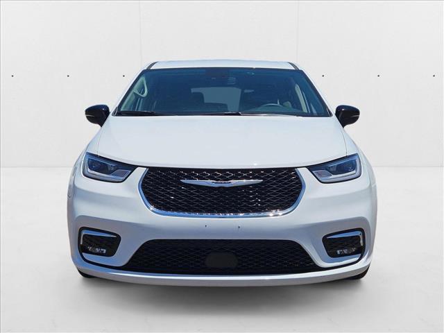 used 2024 Chrysler Pacifica car, priced at $30,468