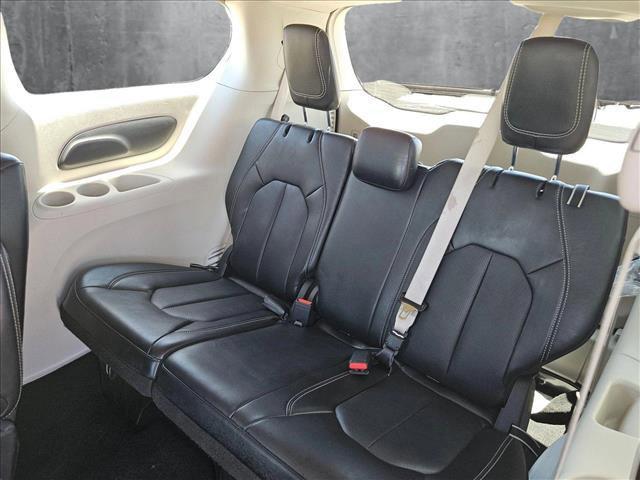 used 2024 Chrysler Pacifica car, priced at $32,926