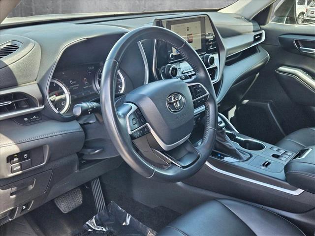 used 2023 Toyota Highlander car, priced at $35,822