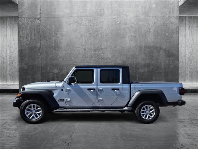 used 2023 Jeep Gladiator car, priced at $32,450