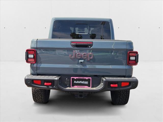 new 2025 Jeep Gladiator car, priced at $52,621