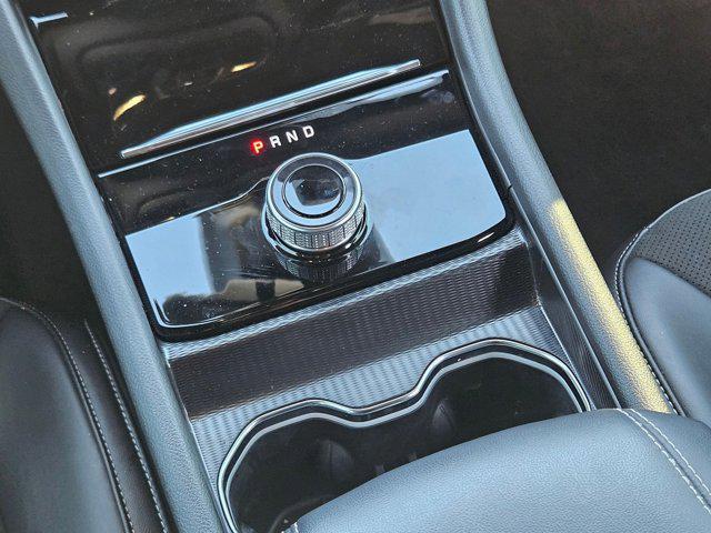 new 2025 Jeep Grand Cherokee car, priced at $39,913