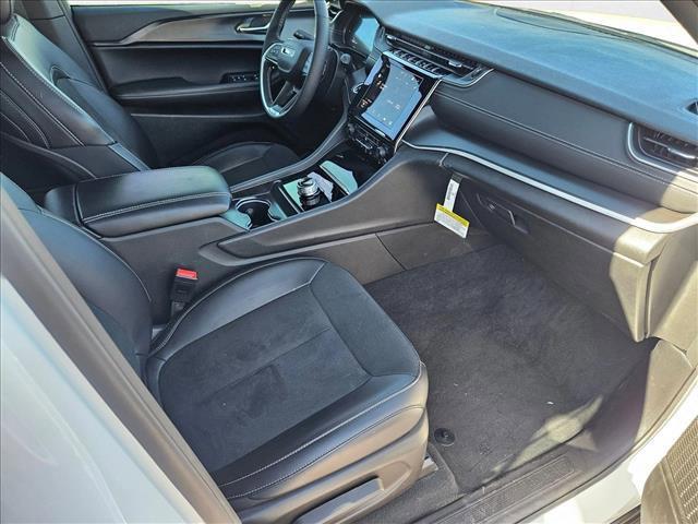 new 2025 Jeep Grand Cherokee car, priced at $37,413