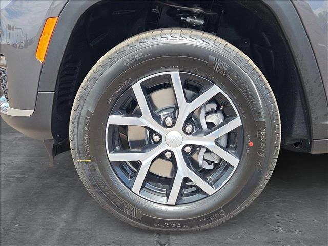 new 2025 Jeep Grand Cherokee L car, priced at $47,990