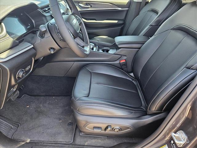 new 2024 Jeep Grand Cherokee L car, priced at $60,305