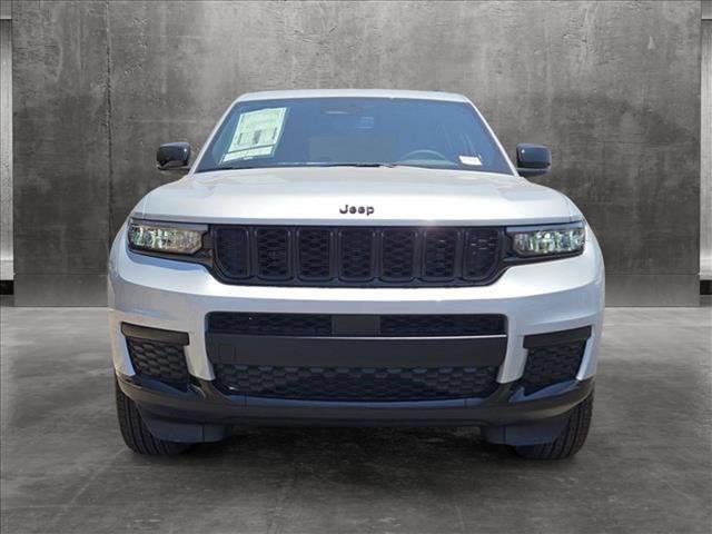 new 2024 Jeep Grand Cherokee L car, priced at $40,321