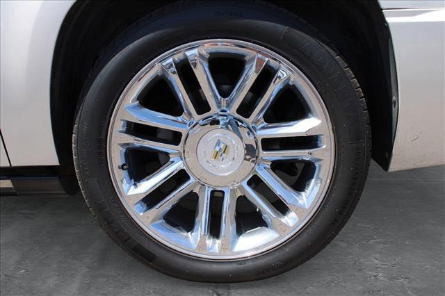 used 2010 Cadillac Escalade ESV car, priced at $11,750