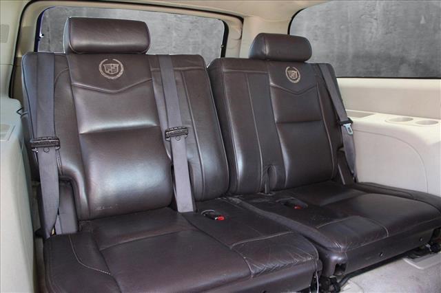 used 2010 Cadillac Escalade ESV car, priced at $11,750