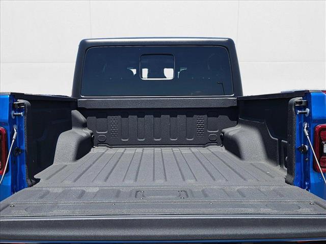 used 2024 Jeep Gladiator car, priced at $40,124