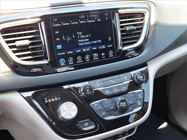 used 2017 Chrysler Pacifica car, priced at $11,858