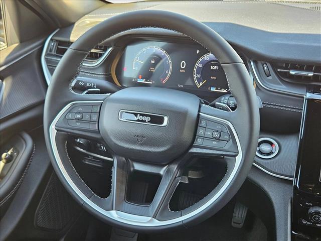 new 2025 Jeep Grand Cherokee car, priced at $37,178