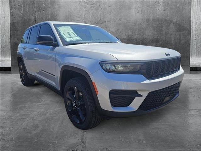 new 2024 Jeep Grand Cherokee car, priced at $39,801