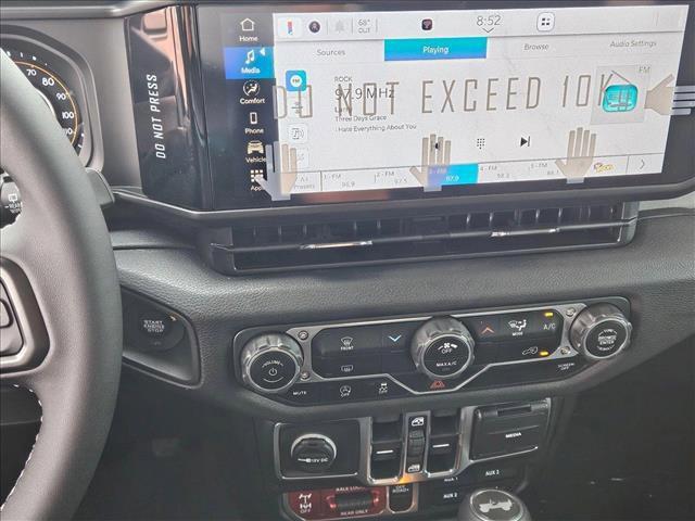 new 2025 Jeep Wrangler car, priced at $49,245