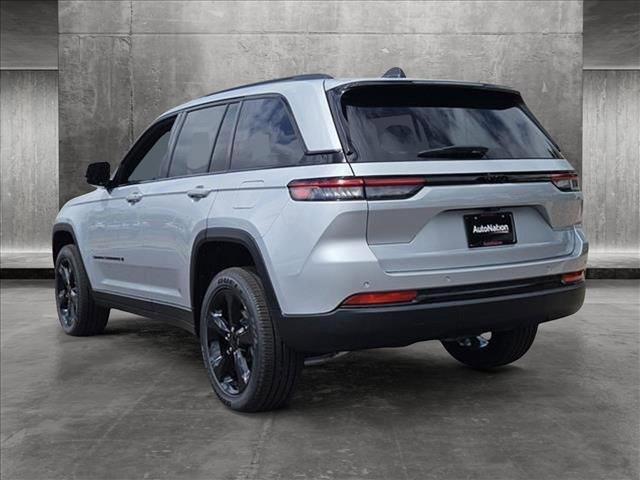 new 2024 Jeep Grand Cherokee car, priced at $43,675