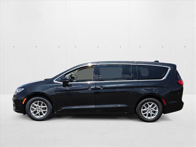 used 2023 Chrysler Pacifica car, priced at $26,144
