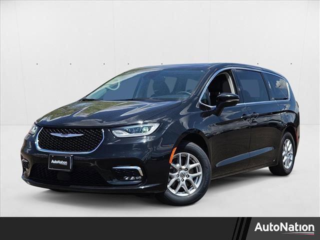 used 2023 Chrysler Pacifica car, priced at $26,791