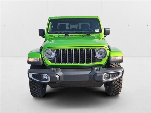new 2025 Jeep Gladiator car, priced at $40,236