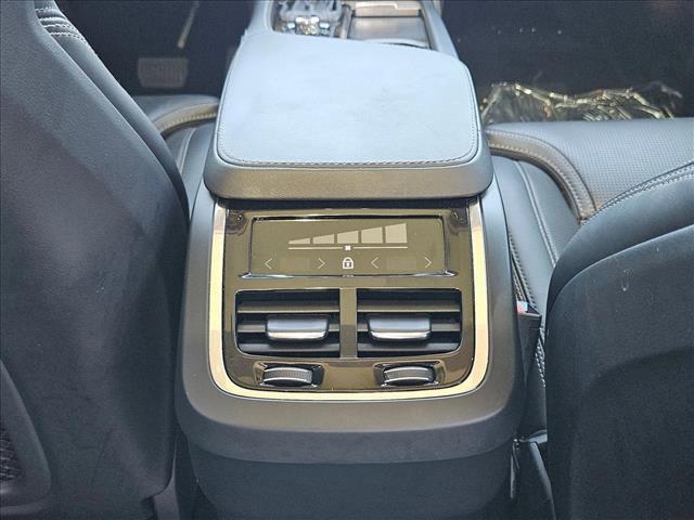 used 2022 Volvo XC90 car, priced at $37,995