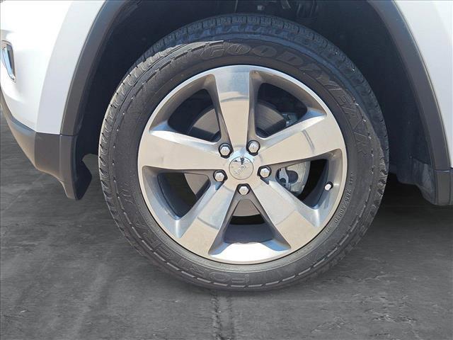 used 2014 Jeep Grand Cherokee car, priced at $14,159