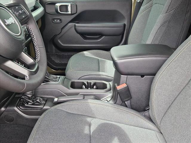 new 2025 Jeep Wrangler car, priced at $44,447