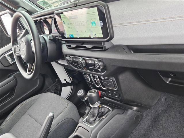 new 2025 Jeep Gladiator car, priced at $40,109