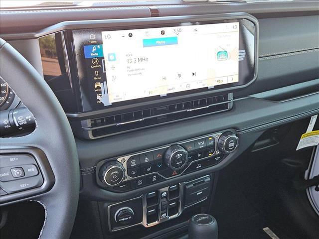 new 2025 Jeep Gladiator car, priced at $40,006