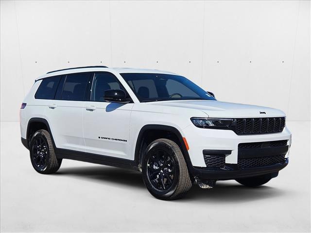 new 2025 Jeep Grand Cherokee L car, priced at $39,552