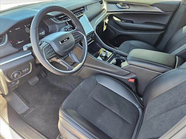 new 2025 Jeep Grand Cherokee L car, priced at $39,552
