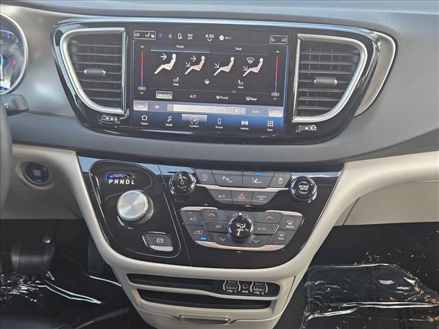 used 2023 Chrysler Pacifica car, priced at $26,264