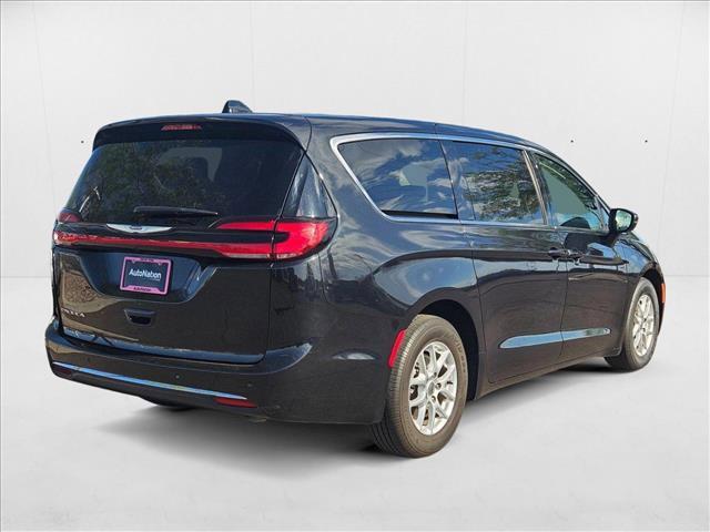 used 2023 Chrysler Pacifica car, priced at $25,982