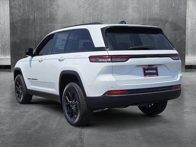 new 2024 Jeep Grand Cherokee car, priced at $38,001