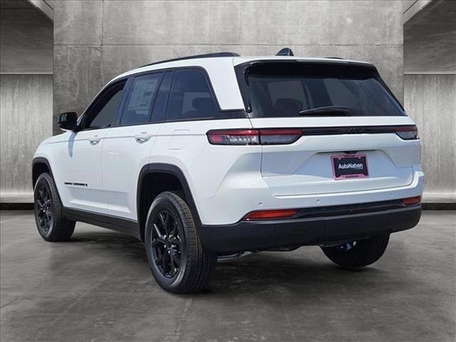 new 2024 Jeep Grand Cherokee car, priced at $38,579