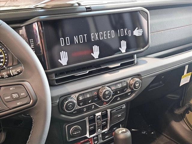 new 2025 Jeep Wrangler car, priced at $54,694