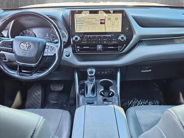 used 2021 Toyota Highlander car, priced at $29,910