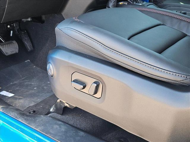 new 2025 Jeep Gladiator car, priced at $56,290