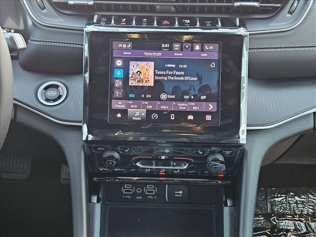 new 2025 Jeep Grand Cherokee car, priced at $37,517