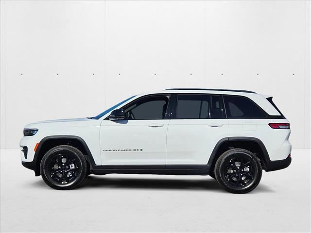 new 2025 Jeep Grand Cherokee car, priced at $37,517