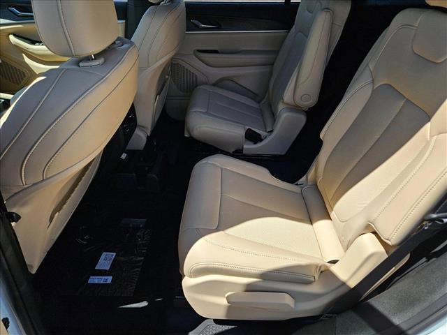 new 2025 Jeep Grand Cherokee L car, priced at $50,461