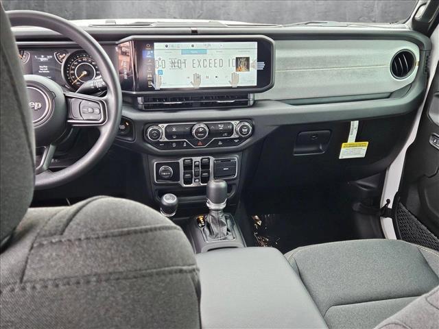 new 2025 Jeep Gladiator car, priced at $38,976