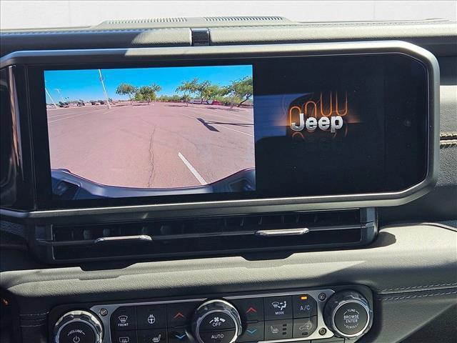 new 2025 Jeep Gladiator car, priced at $40,236