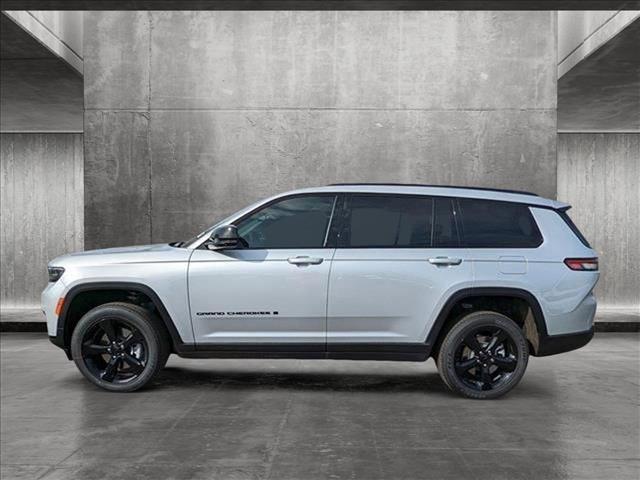 new 2024 Jeep Grand Cherokee L car, priced at $42,201