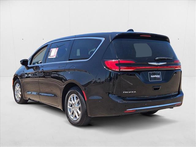 used 2024 Chrysler Pacifica car, priced at $36,007