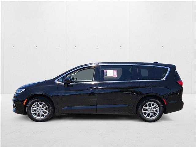 used 2024 Chrysler Pacifica car, priced at $36,007