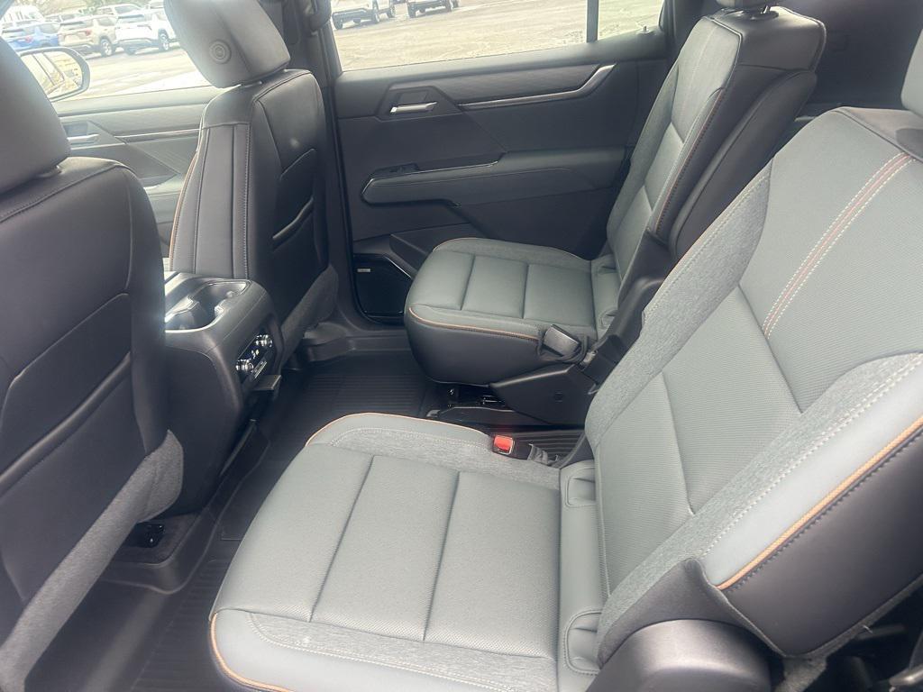 new 2025 GMC Acadia car, priced at $53,815